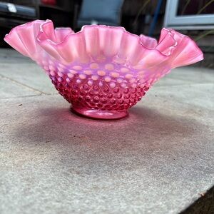 Elegant Pink Glass Fenton Hobnail Rose Bowl Rare